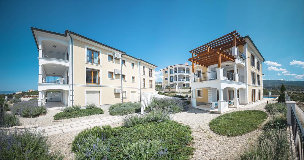 Apartments Poville Residence Povile Exteriör bild